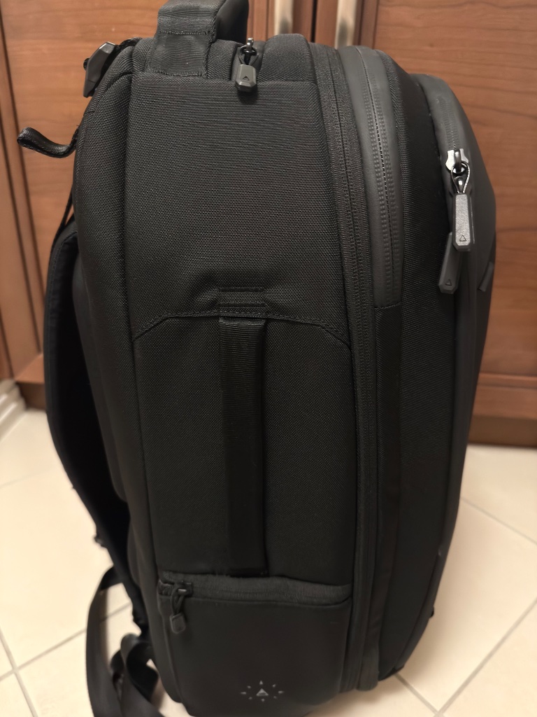 Nomatic Navigator Travel Backpack 32l — image 2 of 6